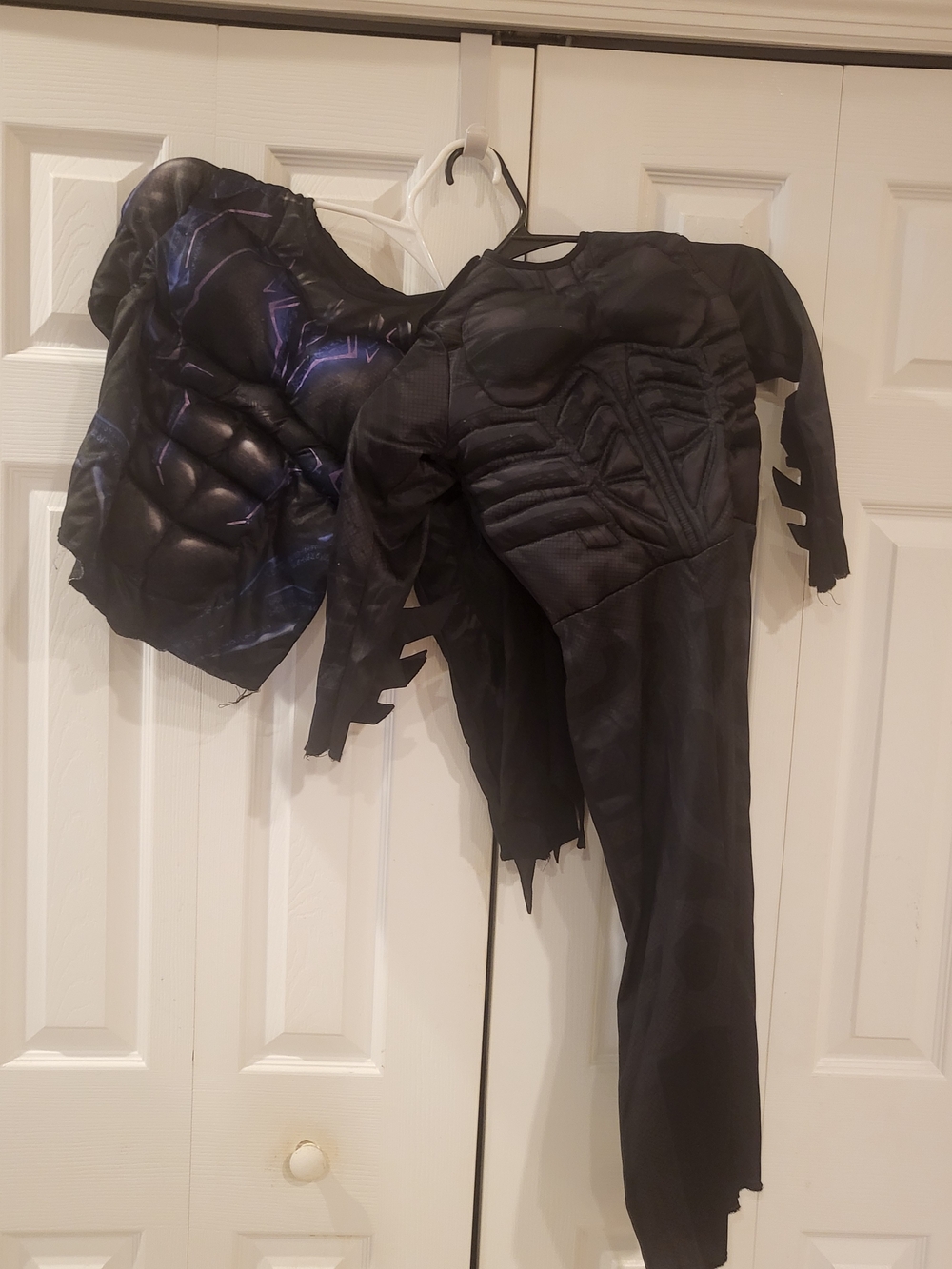 Rubie's Boys Costume Lot Batman Jumpsuit S & Reversible Black Panther Top M